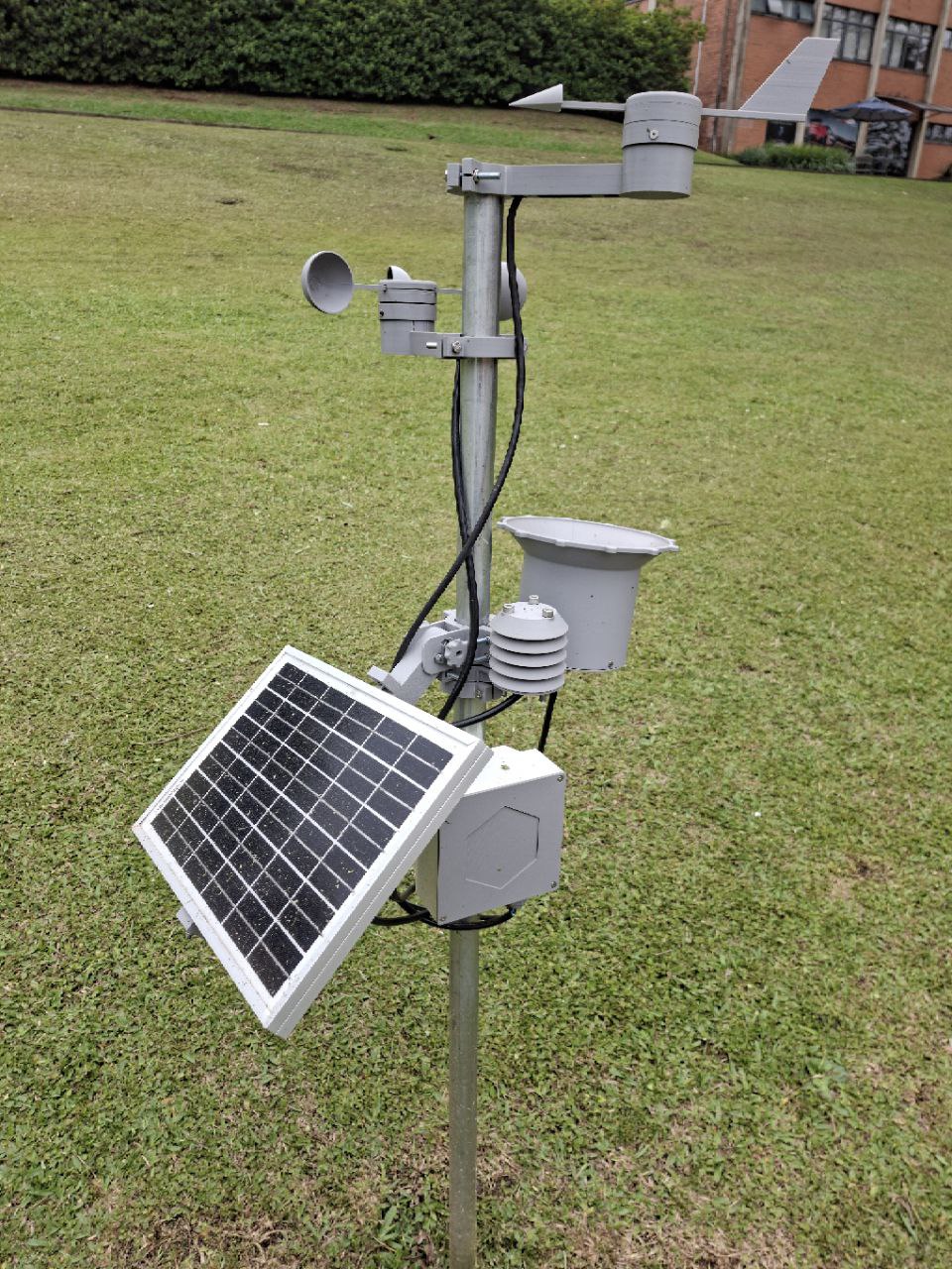 Estação Meteorológica Open Source Nebulosa